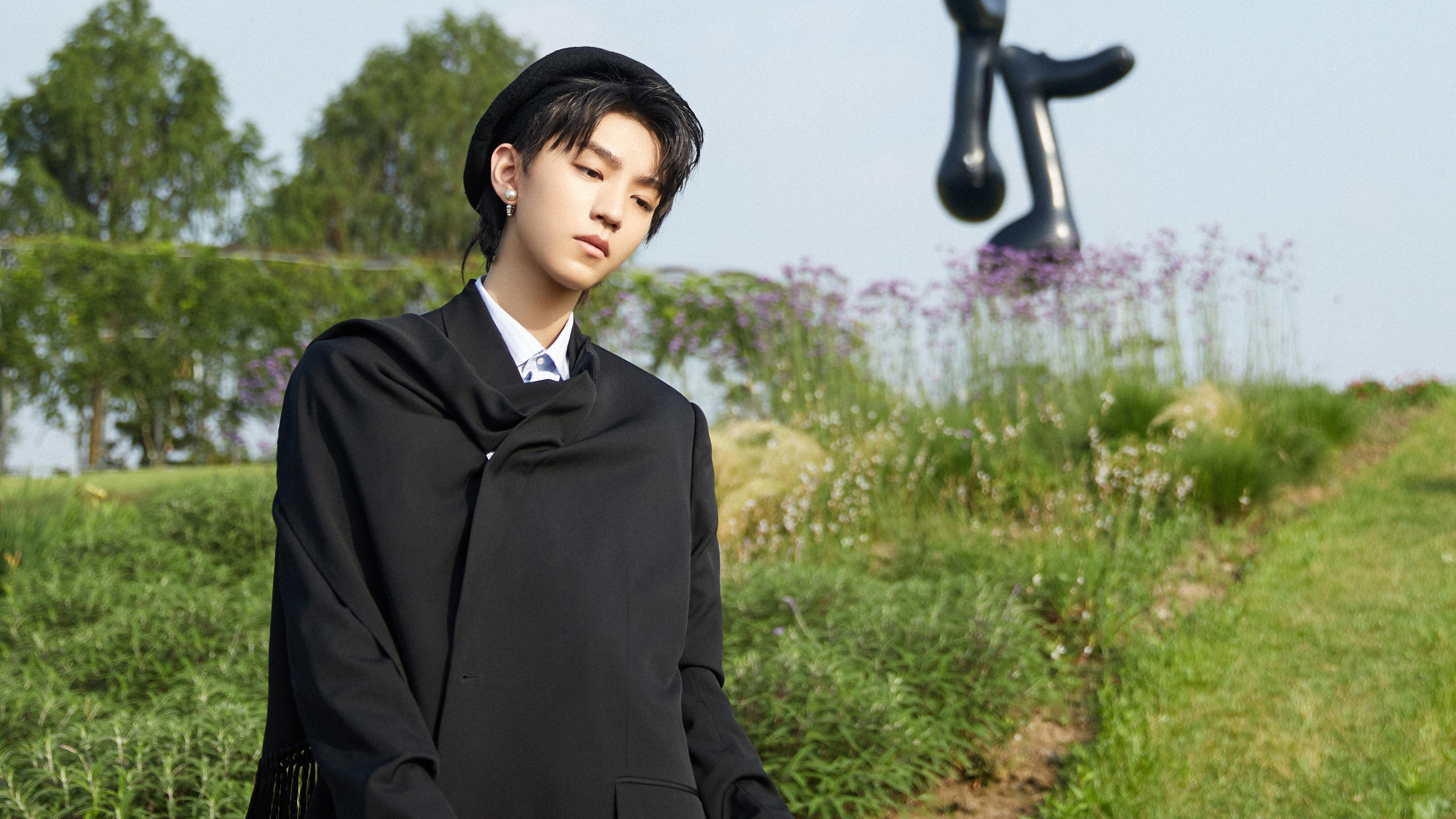 流行瑜伽互动体验,放松身心焕发新活力,瑜伽简单而互动性强的游戏