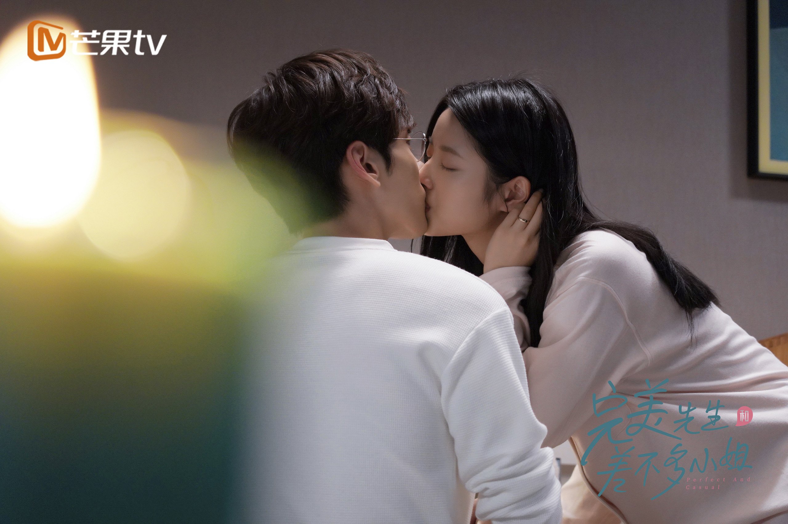 锋线球员是否参与中场组织成为常态机制,什么叫锋线球员