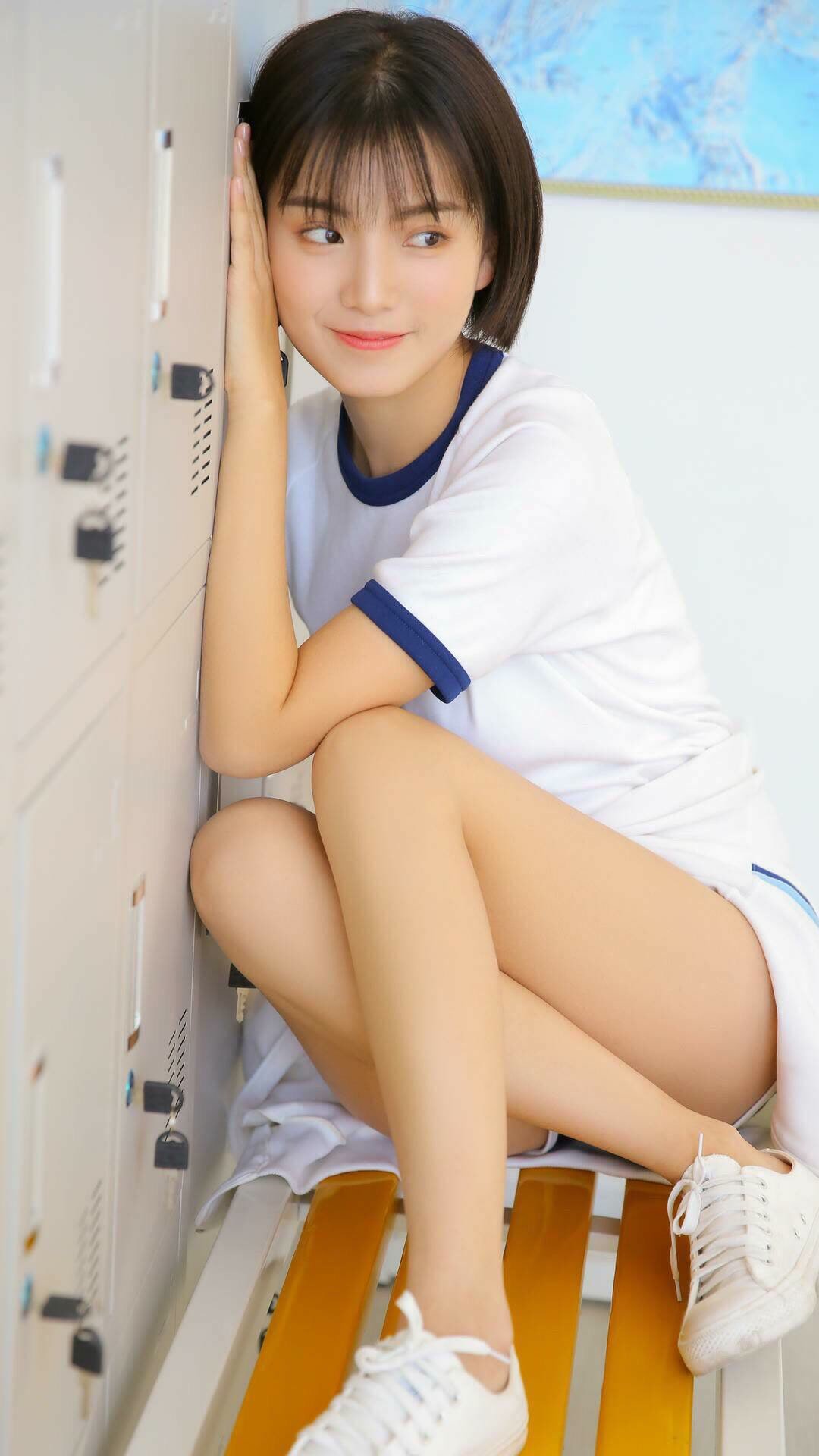 中国足球注重守门员专项训练提升门线防守能力,足球守门员新规则