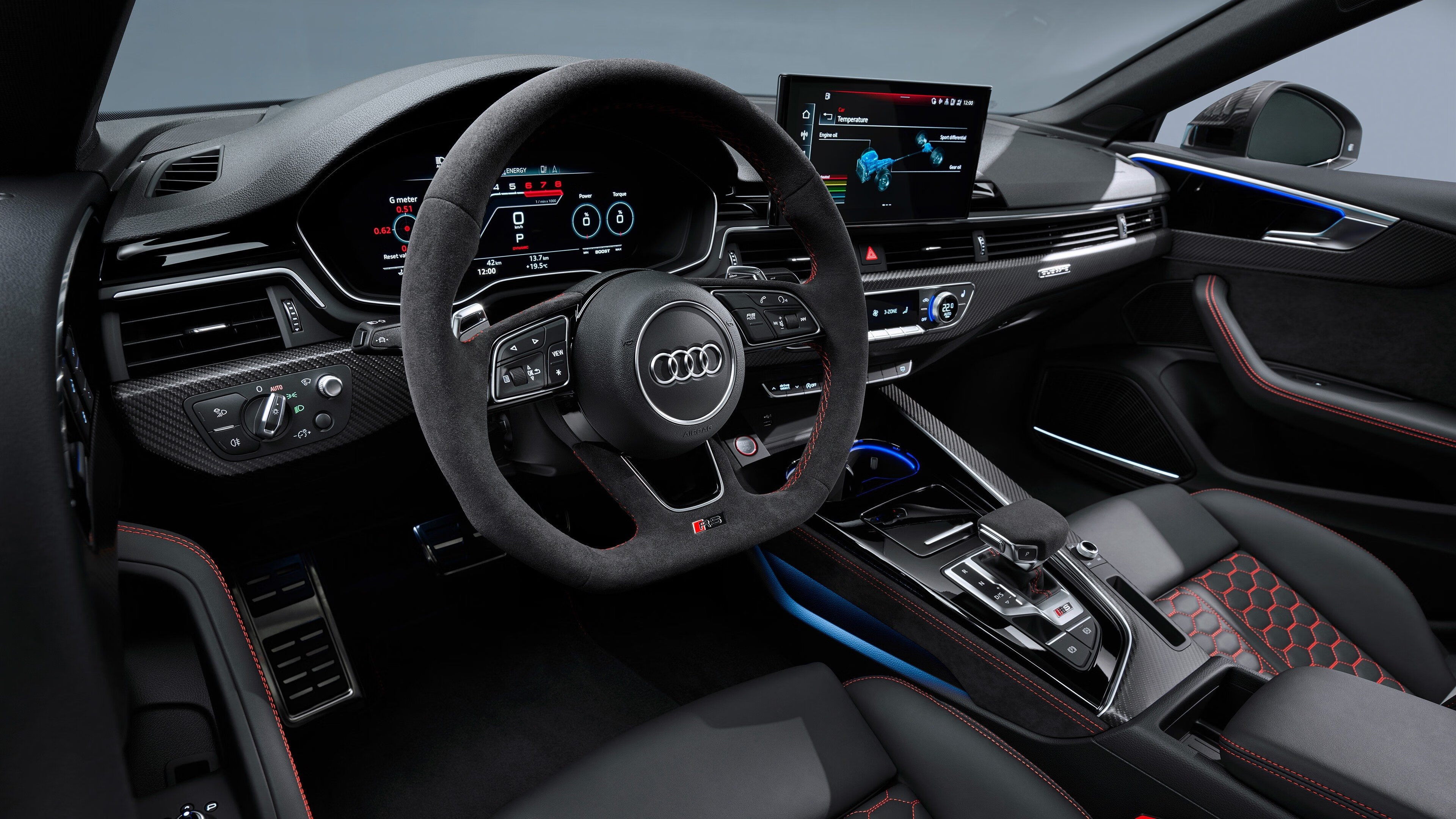 特斯·冯·迪克：富有创造力的中场球员，常常打破对方防线，冯斯特拉克家族