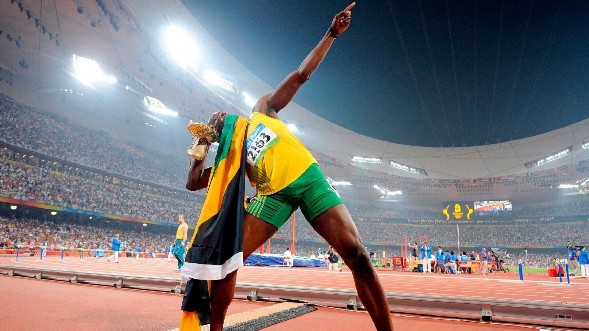 “宽板滑水:马鞍山赛场成为全球水上运动新地标”